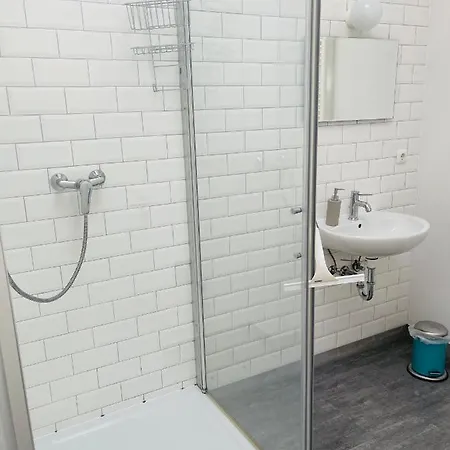 Zentrale Ruhige In Apartman Berlin