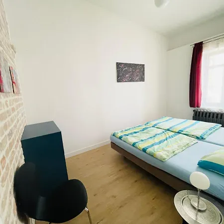 Zentrale Ruhige In Lägenhet Berlin