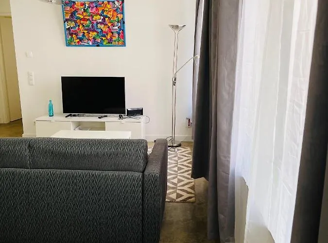 Zentrale Ruhige In Lägenhet Berlin