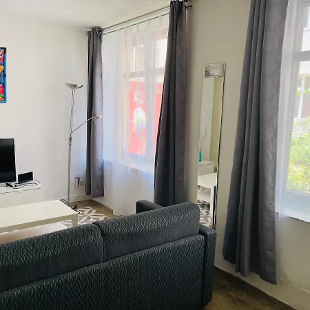 Zentrale Ruhige In Apartment