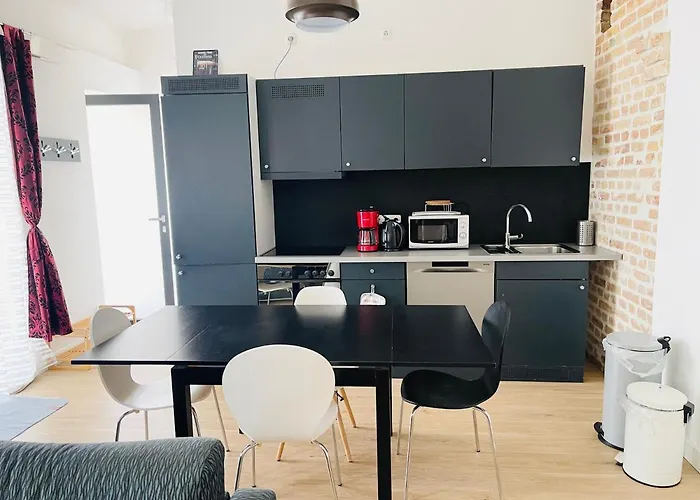 Zentrale Ruhige In Apartmán