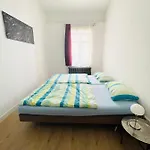 Lägenhet Zentrale Ruhige In *